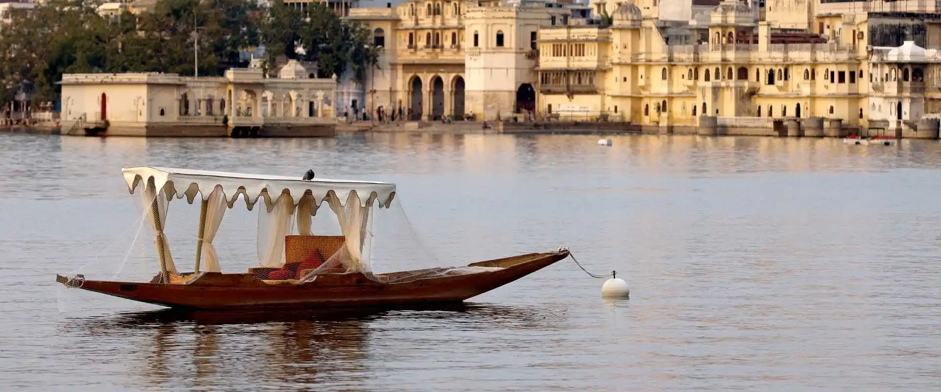 Lake Pichola & Boat Ride