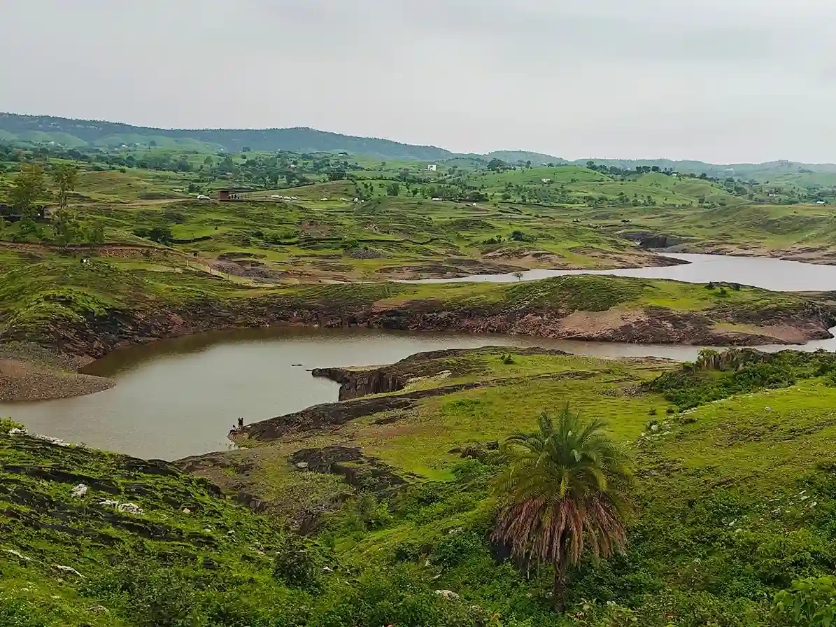 Alsigarh – A Forgotten Fort with Stunning Views Alsigarh – A Forgotten Fort with Stunning Views